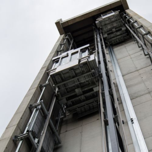 Machine Roomless Elevators (MRL) Machine Roomless Elevators (MRL)